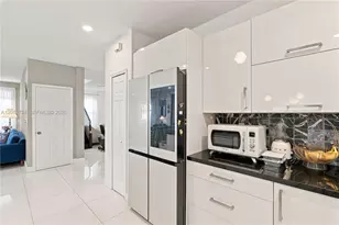 [Address not provided], Miami, FL 33172 - Photo 13