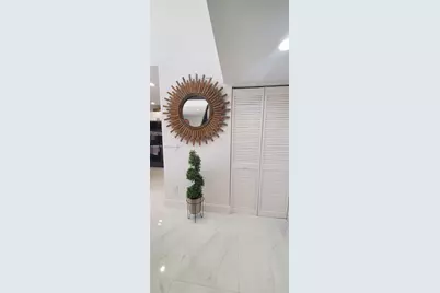 6005 NW 170th Ter, Hialeah, FL 33015 - Photo 21