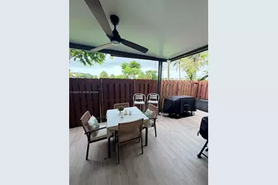6005 NW 170th Ter, Hialeah, FL 33015 - Photo 27