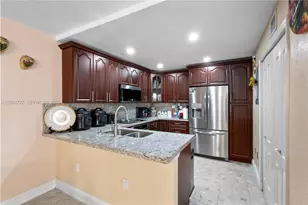 15680 SW 82nd Cir Ln, Miami, FL 33193 - Photo 21