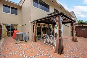 15680 SW 82nd Cir Ln, Miami, FL 33193 - Photo 41