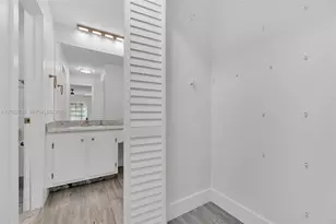 6413 Bay Club Dr, Fort Lauderdale, FL 33308 - Photo 17