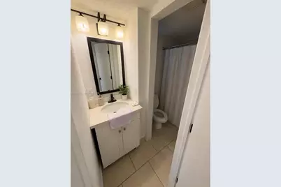 310 Fontainebleau Blvd #206, Miami, FL 33172 - Photo 11