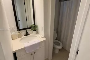 310 Fontainebleau Blvd, Miami, FL 33172 - Photo 11