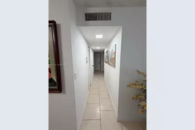 310 Fontainebleau Blvd #206, Miami, FL 33172 - Photo 9