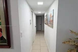 310 Fontainebleau Blvd, Miami, FL 33172 - Photo 9