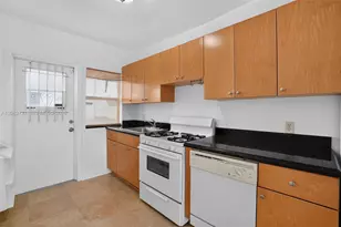 1027 Euclid Ave, Miami Beach, FL 33139 - Photo 1