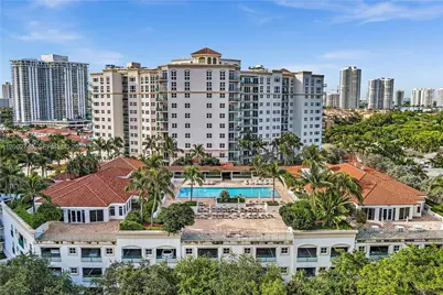 20000 E Country Club Dr #110, Aventura, FL 33180 - Photo 57