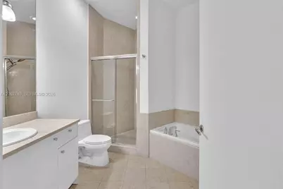 20000 E Country Club Dr #110, Aventura, FL 33180 - Photo 25