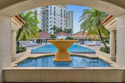 20000 E Country Club Dr #110, Aventura, FL 33180 - Photo 39
