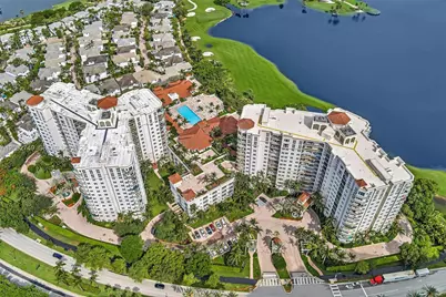20000 E Country Club Dr #110, Aventura, FL 33180 - Photo 55