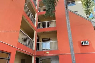 8100 Geneva Ct, Doral, FL 33166 - Photo 15