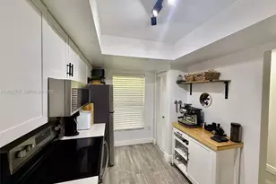 300 Promenade Dr, Other City - In The State Of Florida, FL 34698 - Photo 5