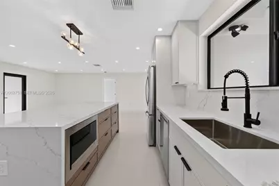 6514 SW 107th Pl, Miami, FL 33173 - Photo 13