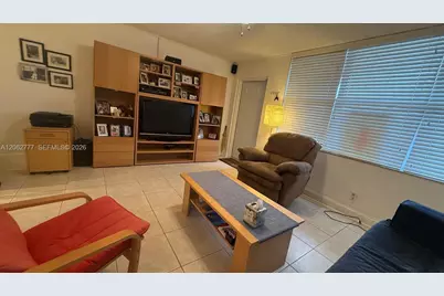 9081 Sunrise Lakes Blvd #105, Sunrise, FL 33322 - Photo 5