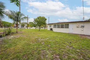 701 NW 176th Terrace, Miami Gardens, FL 33169 - Photo 7