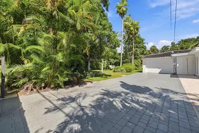 260 NE 95th St, Miami Shores, FL 33138 - Photo 41