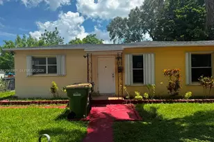 672 NE 130th St, North Miami, FL 33161 - Photo 1