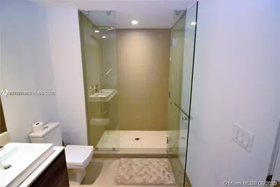1080 Brickell Ave #3403, Miami, FL 33131 - Photo 19