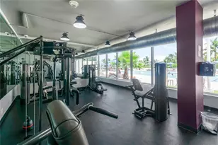 100 Lincoln Rd, Miami Beach, FL 33139 - Photo 19