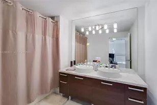 244 Biscayne Blvd, Miami, FL 33132 - Photo 11