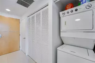 244 Biscayne Blvd, Miami, FL 33132 - Photo 13