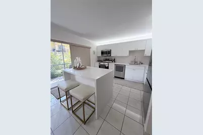17000 NW 67th Ave #112, Hialeah, FL 33015 - Photo 1