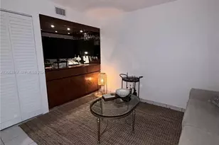 17000 NW 67th Ave, Hialeah, FL 33015 - Photo 11