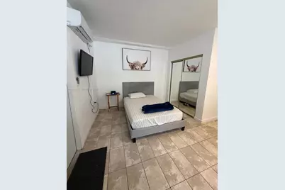 201 NE 169th St #1, North Miami Beach, FL 33162 - Photo 3