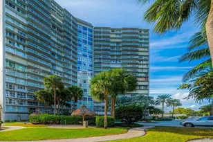2451 Brickell Ave, Miami, FL 33129 - Photo 13