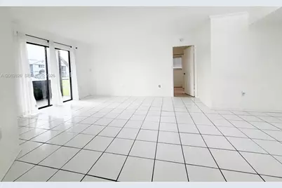 20681 NE 4th Pl #101, Miami, FL 33179 - Photo 7