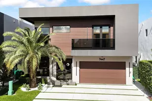 7447 NW 97th Ct, Doral, FL 33178 - Photo 3