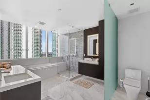 851 NE 1st Ave, Miami, FL 33132 - Photo 19