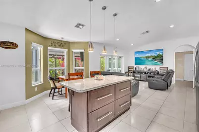 14331 SW 155th Ct, Miami, FL 33196 - Photo 15