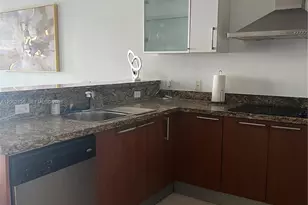 170 SE 14th St, Miami, FL 33131 - Photo 11
