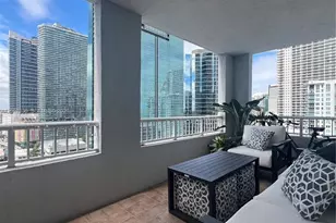 170 SE 14th St, Miami, FL 33131 - Photo 21
