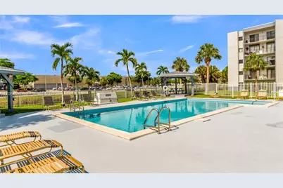 1820 W 53rd St #204, Hialeah, FL 33012 - Photo 19