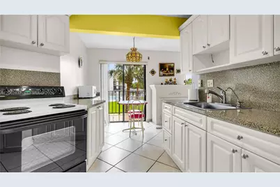 1820 W 53rd St #204, Hialeah, FL 33012 - Photo 3
