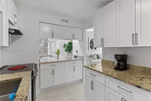 20760 NE 4th Ct, Miami, FL 33179 - Photo 19