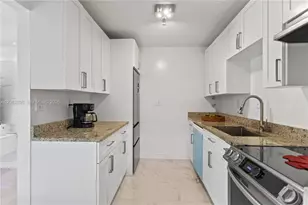 20760 NE 4th Ct, Miami, FL 33179 - Photo 17