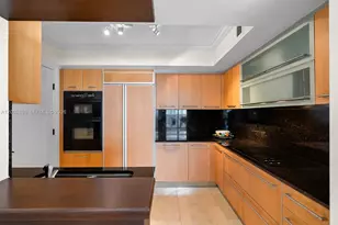 18911 Collins Ave, Sunny Isles Beach, FL 33160 - Photo 37