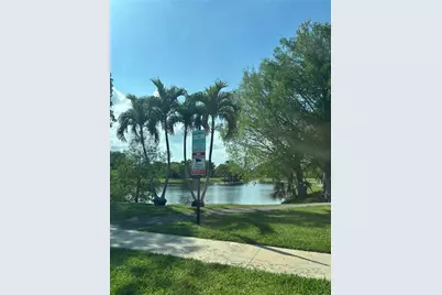 8353 Trent Ct #A, Boca Raton, FL 33433 - Photo 9
