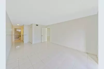 7921 Byron Ave #404, Miami Beach, FL 33141 - Photo 15