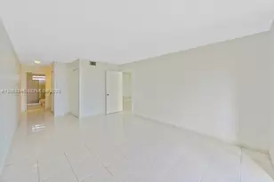 7921 Byron Ave, Miami Beach, FL 33141 - Photo 15