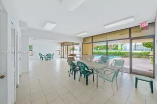 7921 Byron Ave, Miami Beach, FL 33141 - Photo 9