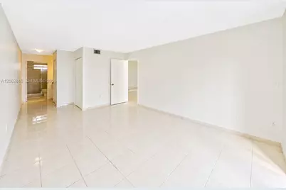 7921 Byron Ave #404, Miami Beach, FL 33141 - Photo 11