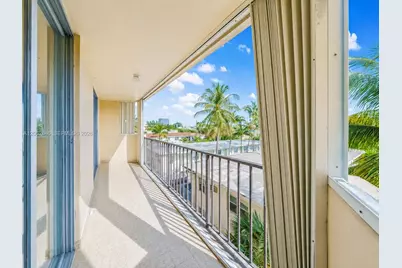 7921 Byron Ave #404, Miami Beach, FL 33141 - Photo 19