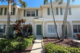 9820 NW 56th Pl, Coral Springs, FL 33076 - Photo 1