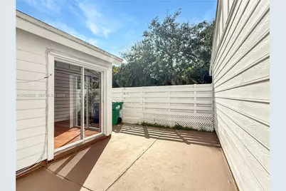 13771 SW 149th Cir Ln #4-85, Miami, FL 33186 - Photo 11