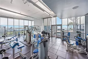 888 Biscayne Blvd, Miami, FL 33132 - Photo 15